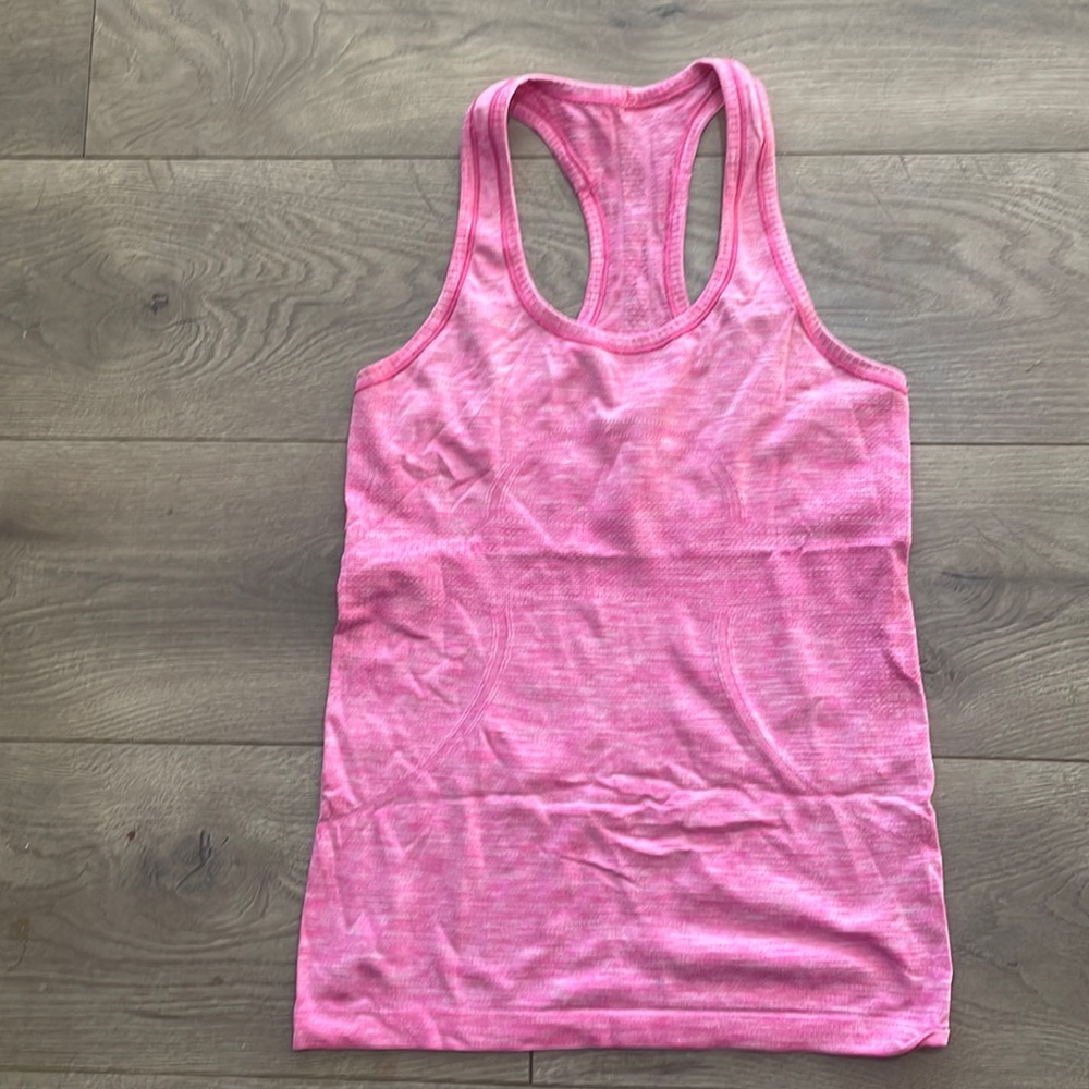 Lululemon pink tank top